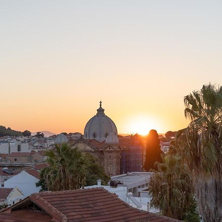Central Mytilene City-View Apartment For 7 Bagian luar foto
