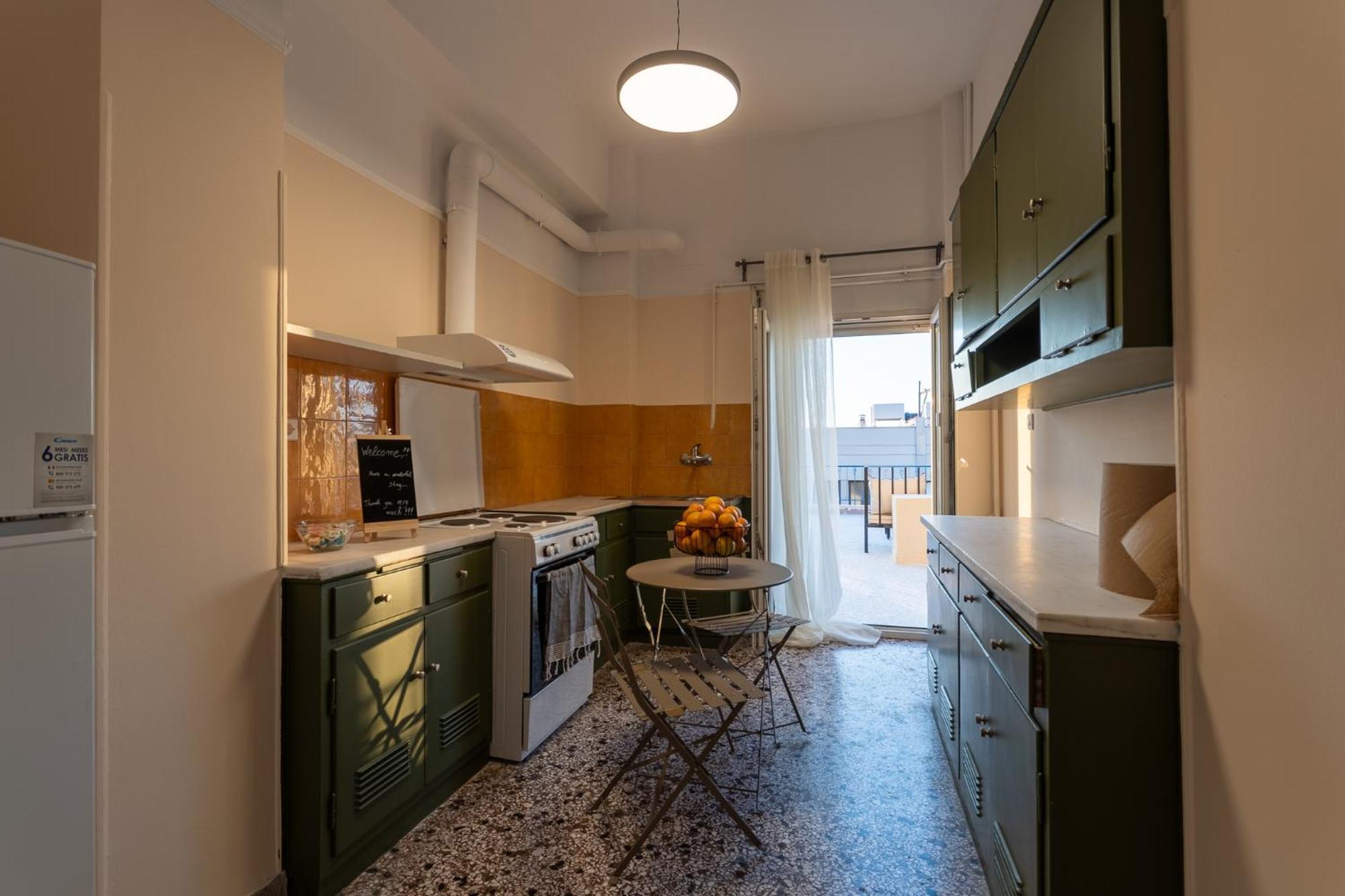 Central Mytilene City-View Apartment For 7 Bagian luar foto