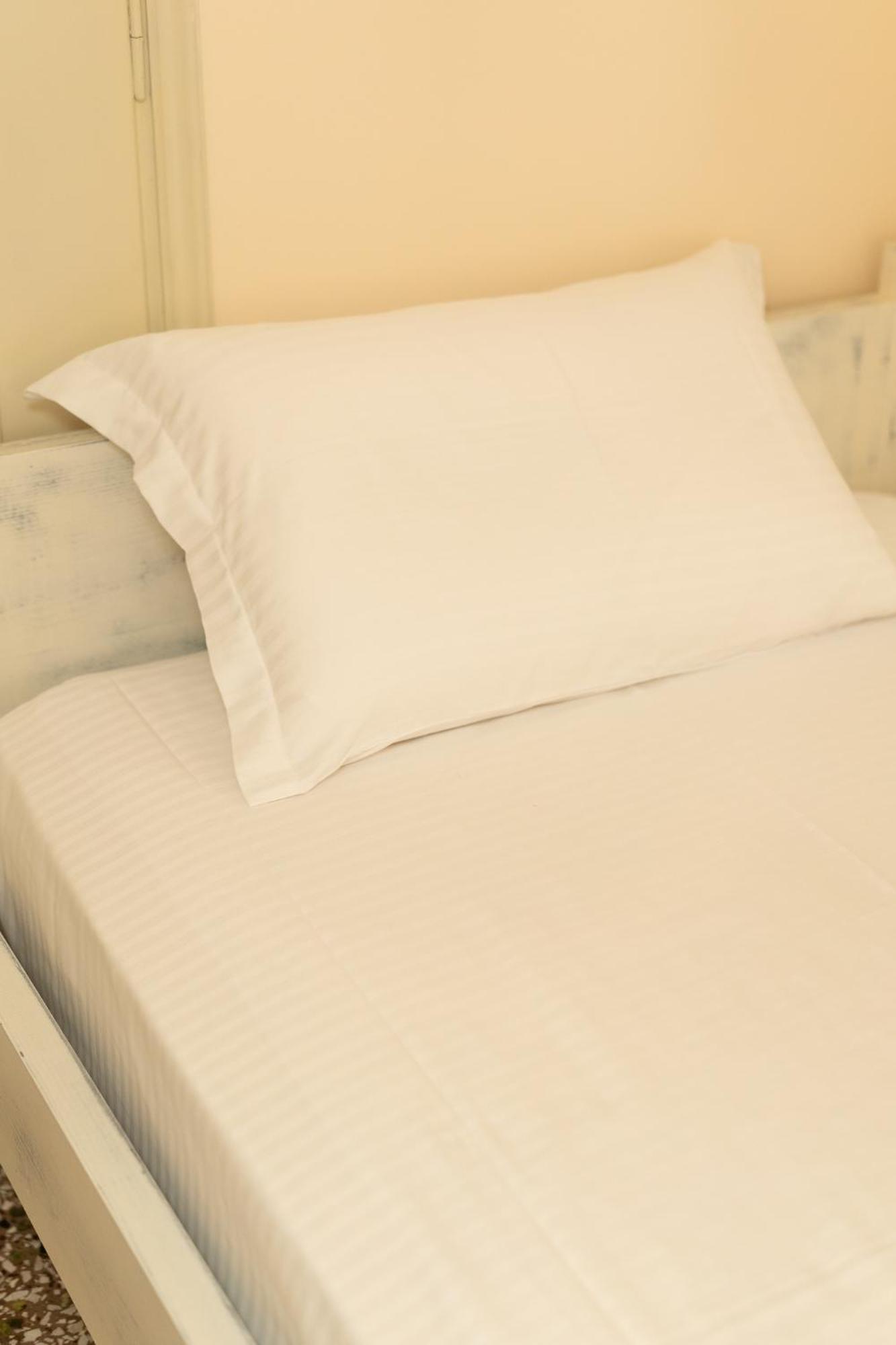 Central Mytilene City-View Apartment For 7 Bagian luar foto