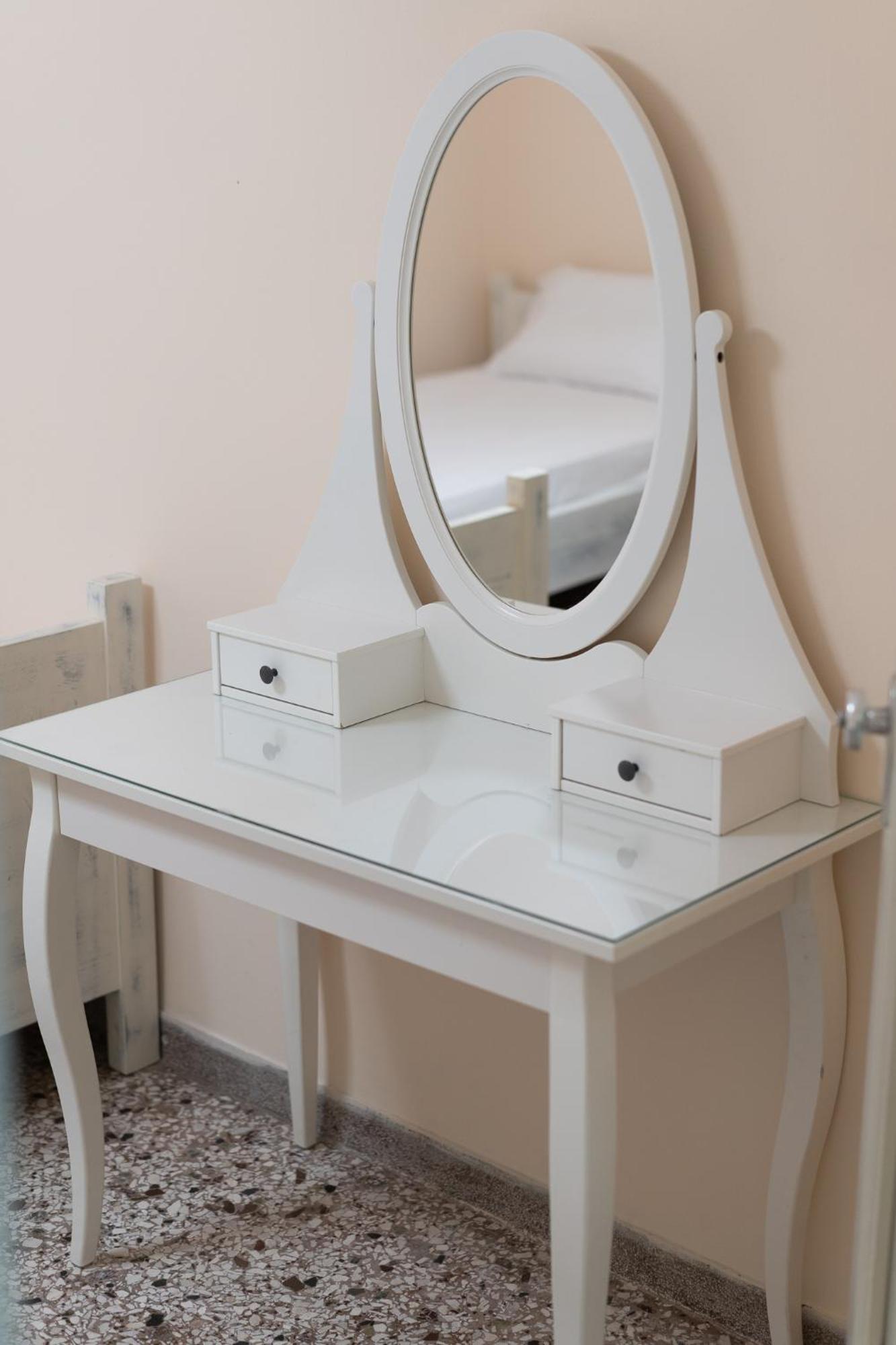 Central Mytilene City-View Apartment For 7 Bagian luar foto
